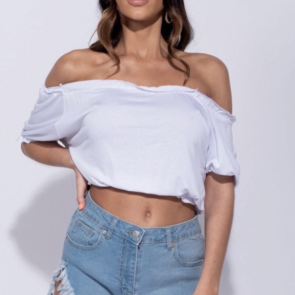 BARDOT crop top - White 🤍